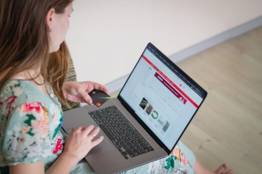 How to Avoid Fake eBay Sellers Before Buying